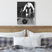 Man Bowling Leinwanddruck (Insitu (Schlafzimmer))