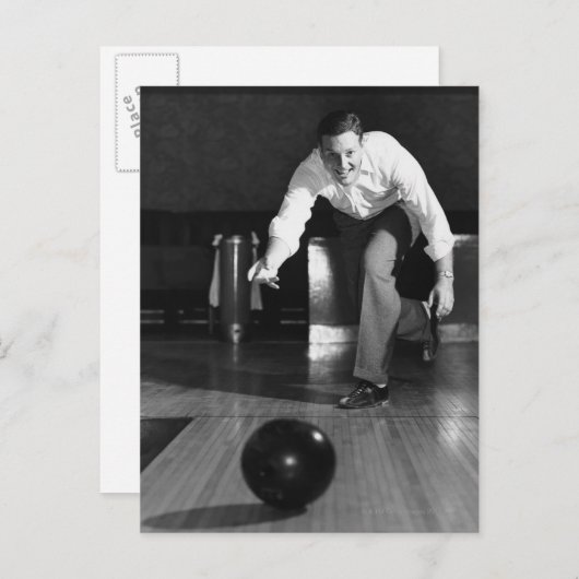 Man Bowling Postkarte (Vorne/Hinten)