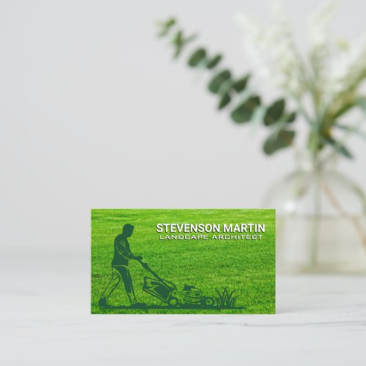 Man Cutting Rasen | Grass Business Card Visitenkarte (Stehend Vorderseite)