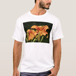 Man denke an die Lilien des Felds T-Shirt
