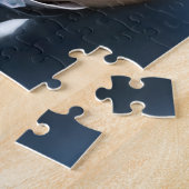 Man draws stock price touchscreen concept puzzle (Seite)