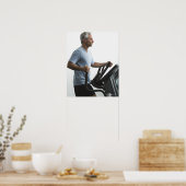 Man exercising on Stairmaster Poster (Küche)