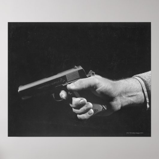 Man Holding Gun Poster (Vorne)