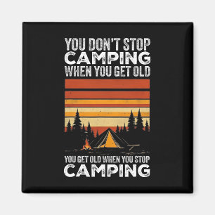 Man hört nicht auf zu campen, wenn man alt wird Lu Magnet