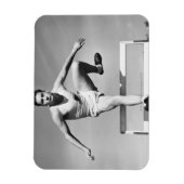 Man Hurdling Magnet (Vertikal)