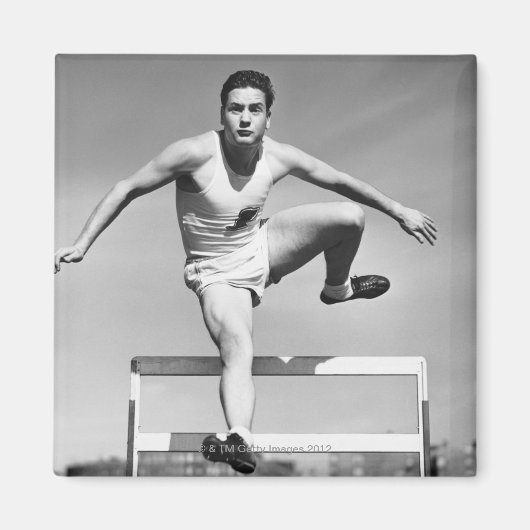 Man Hurdling Magnet (Vorne)