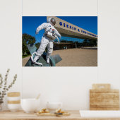 Man In Space Sculpture Poster (Küche)