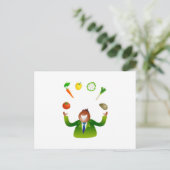 Man Juggling Vegetables Postkarte (Stehend Vorderseite)