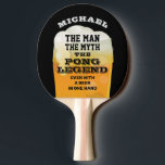 Man Myth Legend Funny Beer Tischtennis Schläger<br><div class="desc">Personalisiert Ping Pong Tischtennis Paddle mit lustigen "Der Mann,  der Mythos,  die Legende ...  Selbst mit einem Bier in einer Hand" Zitat und Name oben mit einem überhitzten Tasse-Hintergrund. Ändern Sie den Namen,  um ein einzigartiges und lustiges Geschenk für Ihr Biertrinker Pong Fanatiker zu schaffen.</div>