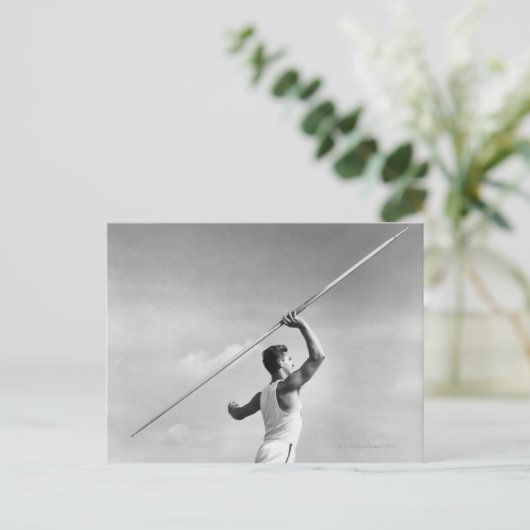 Man Throwing Javelin Postkarte (Stehend Vorderseite)