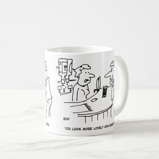 Man versucht Flatter Barmaid zu bringen Kaffeetasse (VorderseiteRechts)