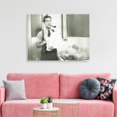 Man Washing Dishes Leinwanddruck (Insitu (Wohnzimmer))