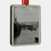 Manchester-Schiffs-Kanal, c.1910 Silbernes Ornament (Rechts)