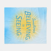 Manchmal ist Glauben eine Botschaft des Glaubens Fleecedecke (Vorderseite (Horizontal))