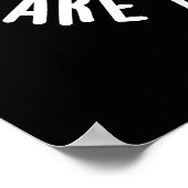 Manchmal sind meine Puns Berry Cheesy Dark BG Poster (Ecke)