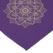 Mandala aus Gold und Silber auf dunkelrot kurzem T Kurzer Tischläufer (Ecke)