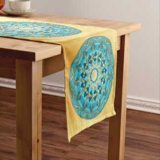 Mandala blau gold auf weichem goldenen Hintergrund Kurzer Tischläufer