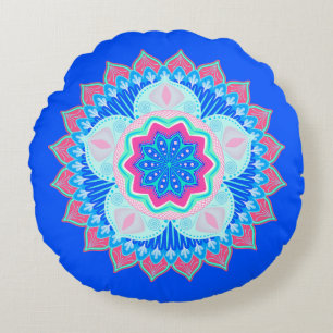 Mandala Blau Pink auf blauem Hintergrund Rundes Kissen