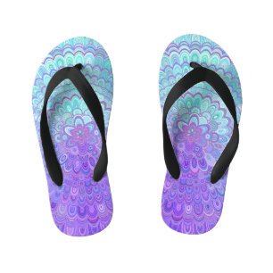 Mandala-Blume in hellblauem und in Lila Kinderbadesandalen