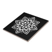 Mandala Blume Pattern in Schwarzweiß Fliese (Seite)