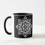 Mandala Blume Pattern in Schwarzweiß Tasse (Links)