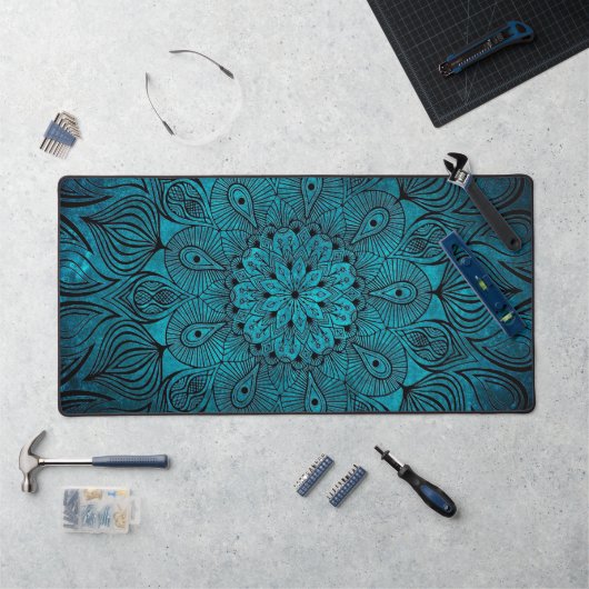 Mandala Blume Zen Cool Bright Vibrant Aquamarin Bl Schreibtischunterlage (Arbeitsplatz)
