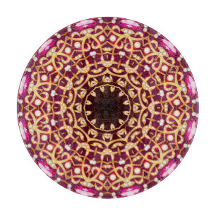 Mandala Brooch, geometrischer Vintager Hintergrund Schneidebrett