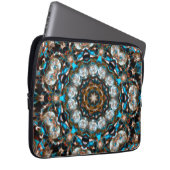 Mandala, der wie ein Krater in hellen Farben aussi Laptopschutzhülle (Vorne Rechts)