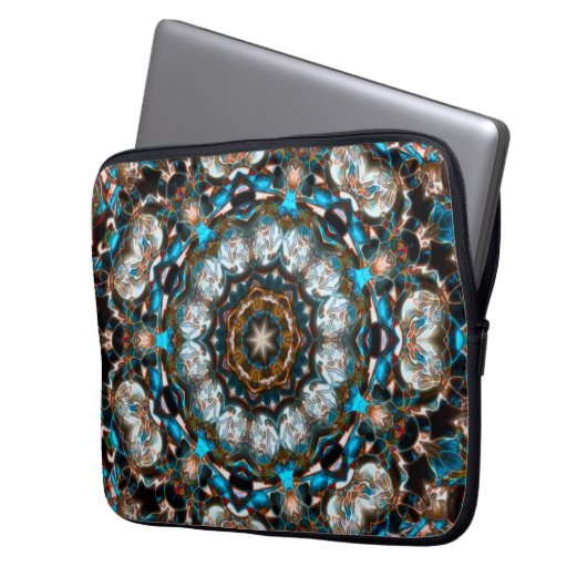 Mandala, der wie ein Krater in hellen Farben aussi Laptopschutzhülle (Vorderseite Links)