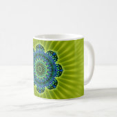 Mandala grün blau | hellgrüne Blume Kaffeetasse (VorderseiteRechts)