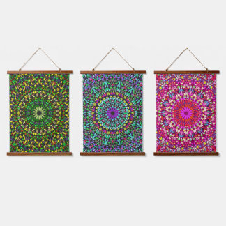 Mandala-Harmonie-Wandteppich mit Holzabschluss Wandteppich Mit Holzrahmen