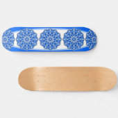 Mandala in blau skateboard (Horizontal)