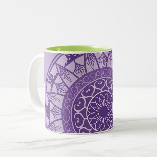 Mandala in Lila Zweifarbige Tasse (Vorderseite Links)