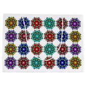 Mandala in verschiedenen Farben Große Geschenktüte (Rückseite)