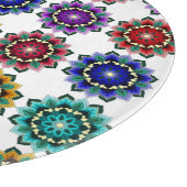 Mandala in verschiedenen Farben Schneidebrett (Ecke)
