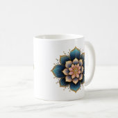 Mandala Lotus Blume mit Sparkling Crystals Kaffeetasse (VorderseiteRechts)