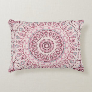 Mandala-Medaillon in staubigem Rosarot und Mauve Zierkissen