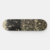 Mandala mit Gold Stars auf schwarz bezaubern Skateboard (Horizontal)