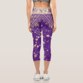 Mandala mit Gold Stars Glitzer Lila Capri Leggings (Rückseite)