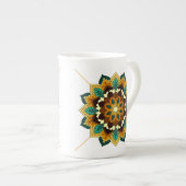 Mandala Muster 02 in der Tasse "Gelb & tan Bone Ch (Vorderseite Rechts)