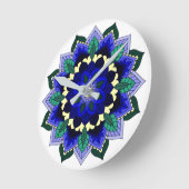 Mandala Muster 02 in dunkelblau Runde Wanduhr (Winkel)