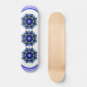 Mandala Muster 02 in dunkelblau Skateboard (Vorderseite)