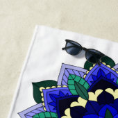 Mandala Muster 02 in dunkelblau Strandtuch (Beispiel)