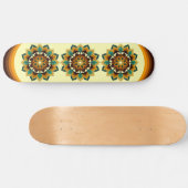 Mandala Muster 02 in gelb & tan Skateboard (Horizontal)