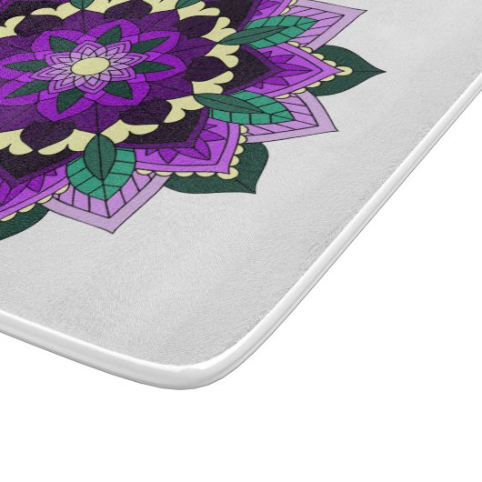 Mandala Muster 02 in lila Schneidebrett (Ecke)