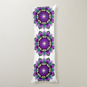 Mandala Muster 02 in lila Seitenschläferkissen (Rückseite (Vertikal))