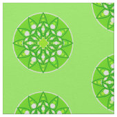 Mandala-Muster in Kalkgrün Stoff (Nahaufnahme)