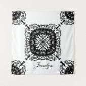 Mandala Schwarz-weiß Floral Name Tapestry Wandteppich (Vorderseite)