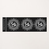Mandala Schwarz-weiß Om Symbolname Personalisiert Yogamatte (Rückseite (Horizontal))