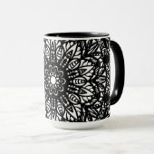 Mandala schwarz-weiß tasse (VorderseiteRechts)